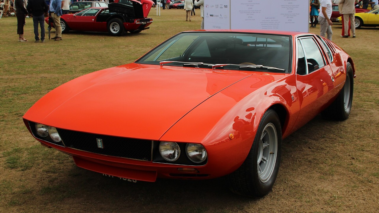 A De Tomaso Mangusta