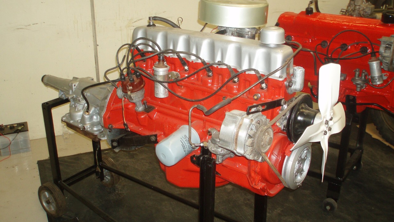 A Chrysler Hemi-6 engine