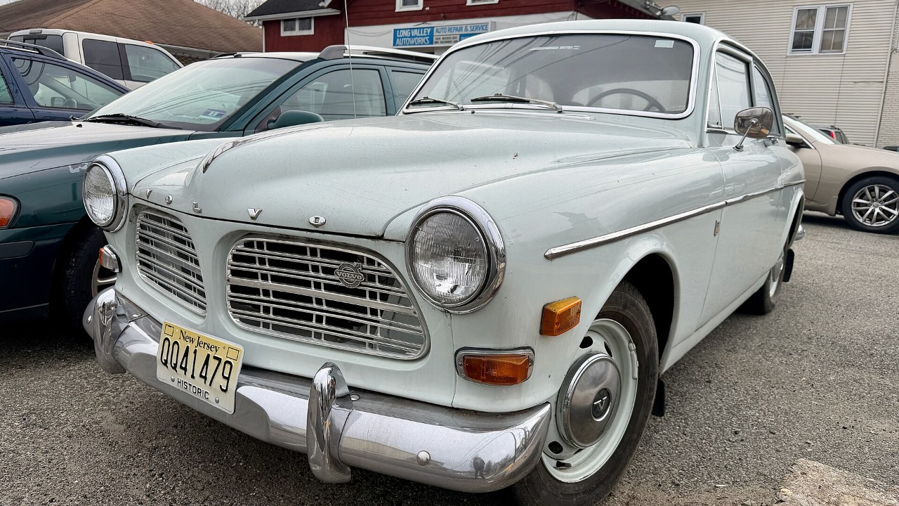 A 1966 Volvo 122S
