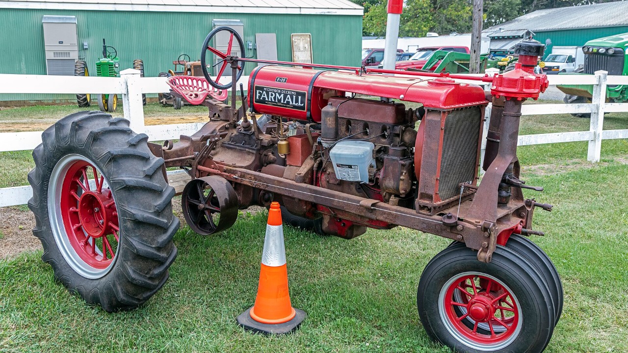 A Farmall F-20 tractor