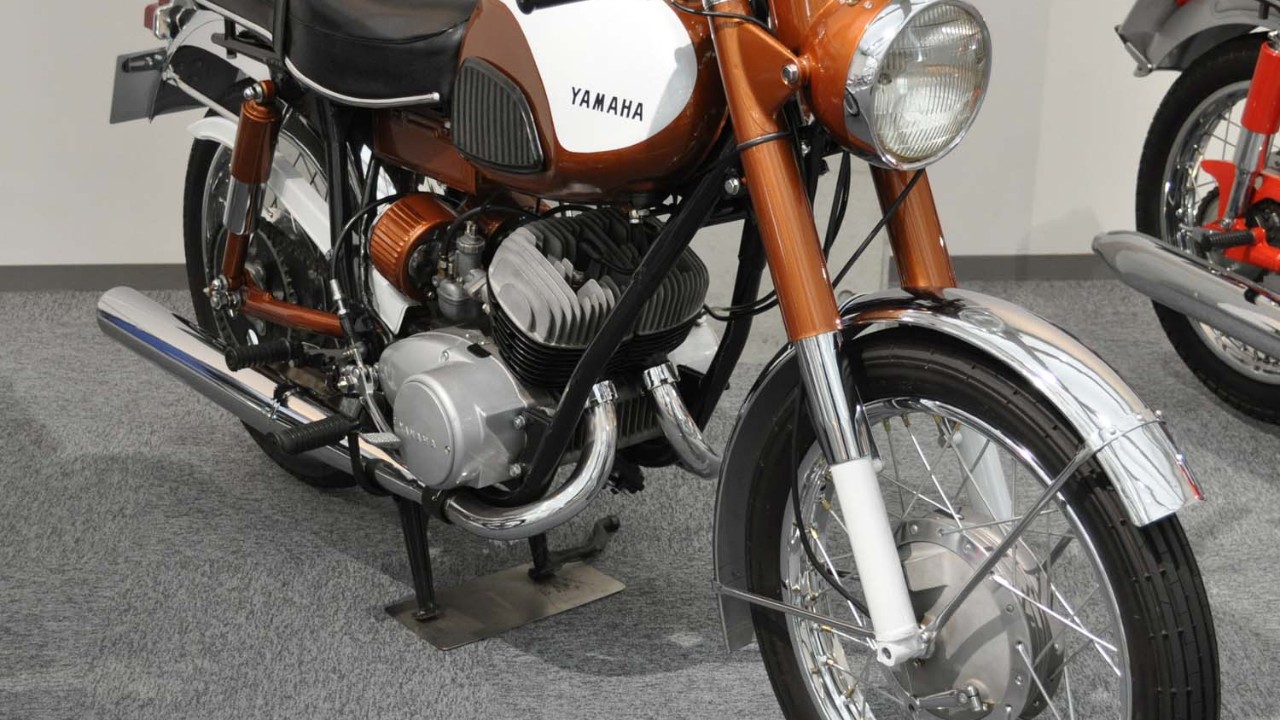 A Yamaha YDS-1 250 Sports