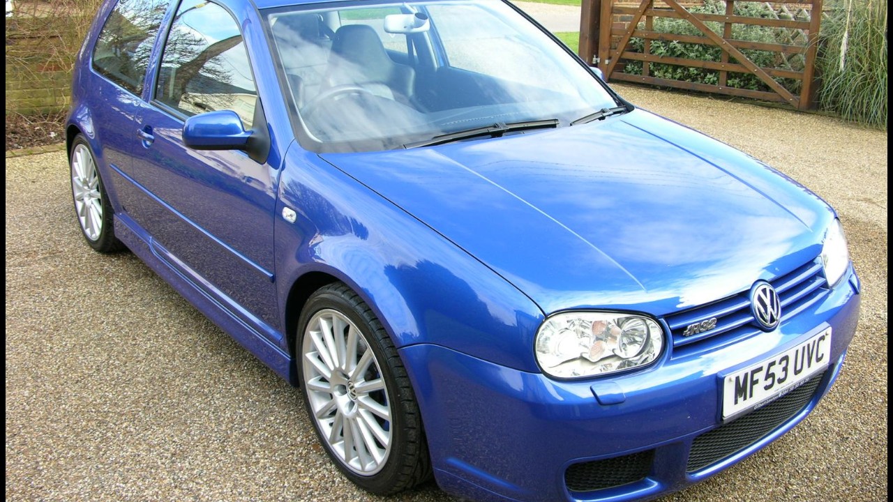 A Mk4 Volkswagen Golf R32