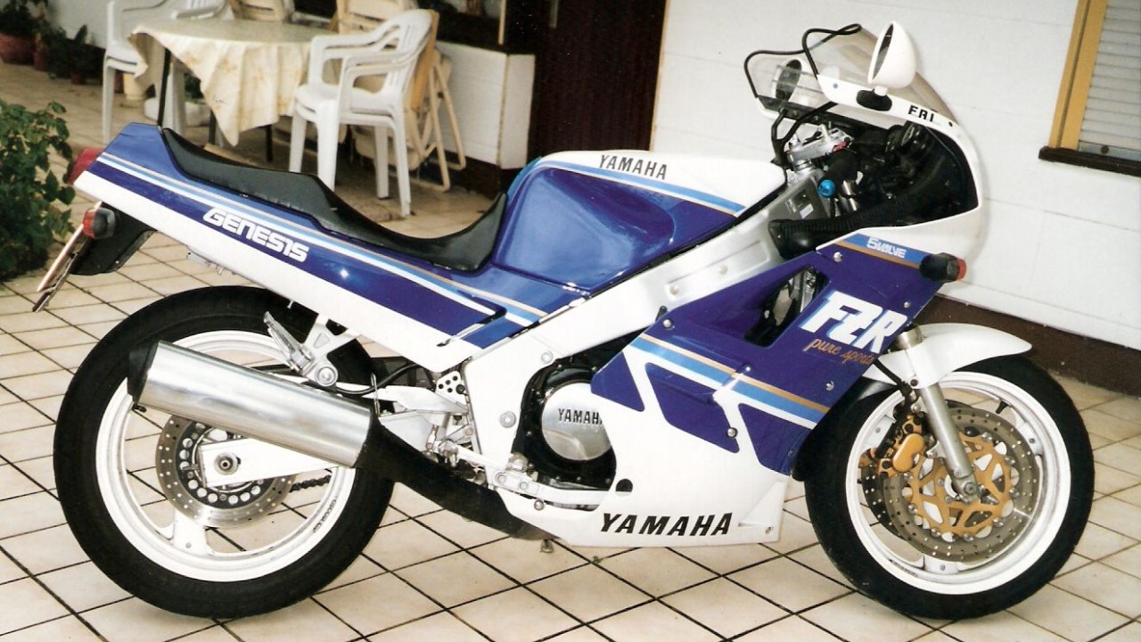 A 1988 Yamaha FZR1000