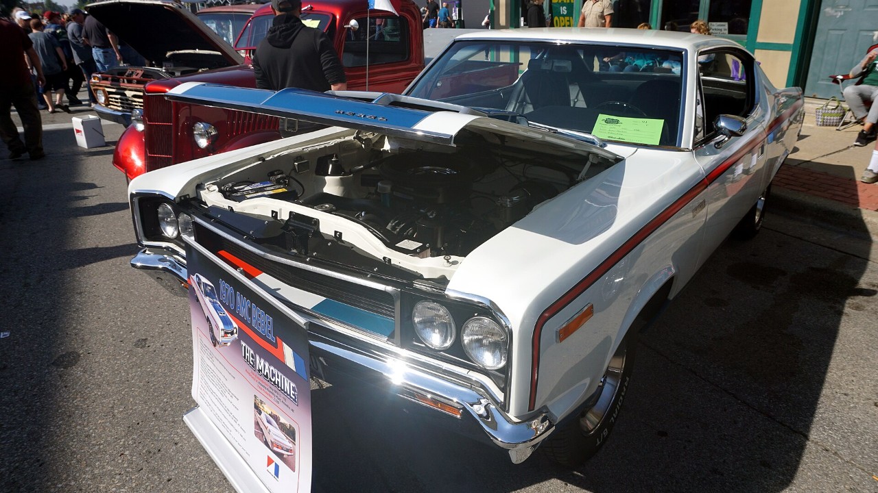 A 1970 AMC Rebel Machine showing the hood scoop that carries the Rebel Machine hood tachometer