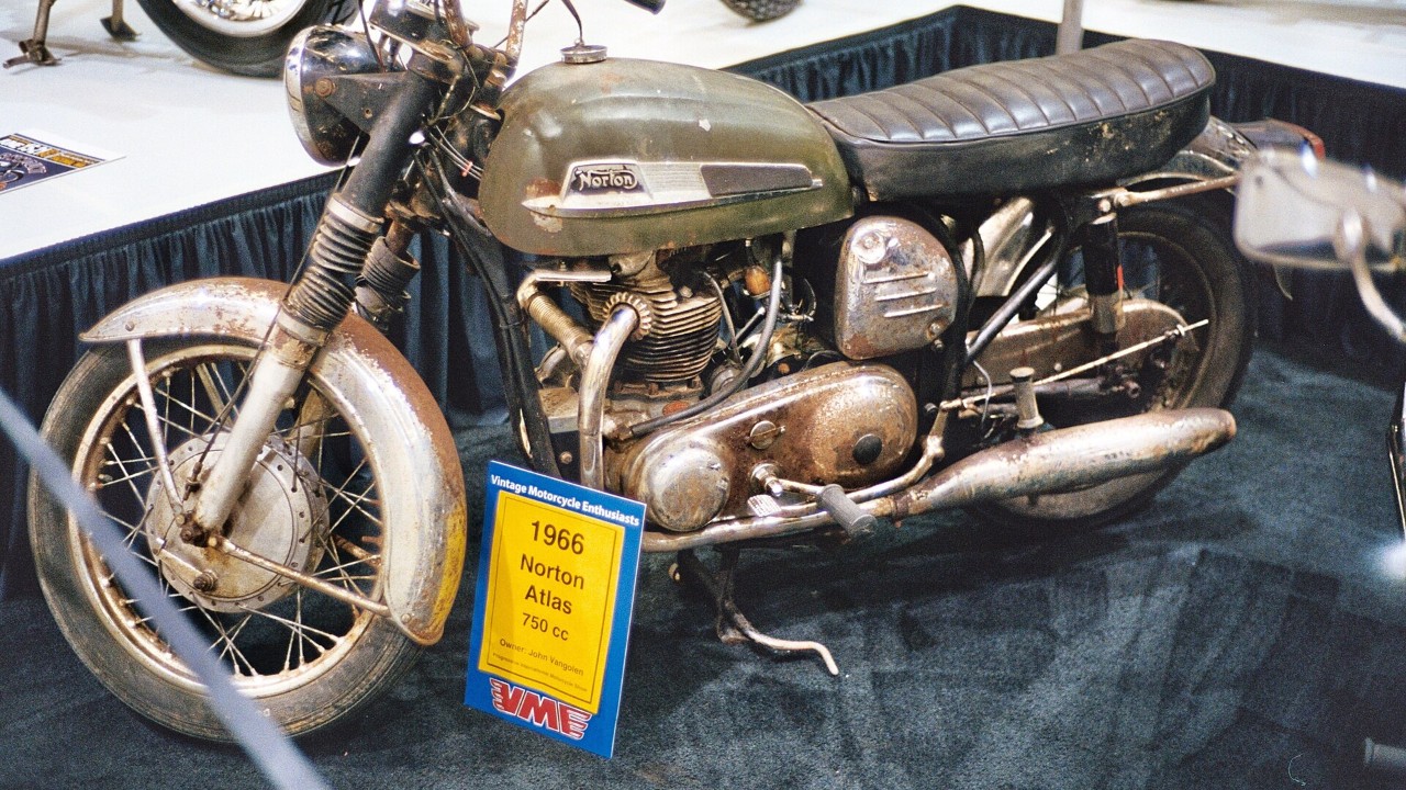 A 1966 Norton Atlas 750