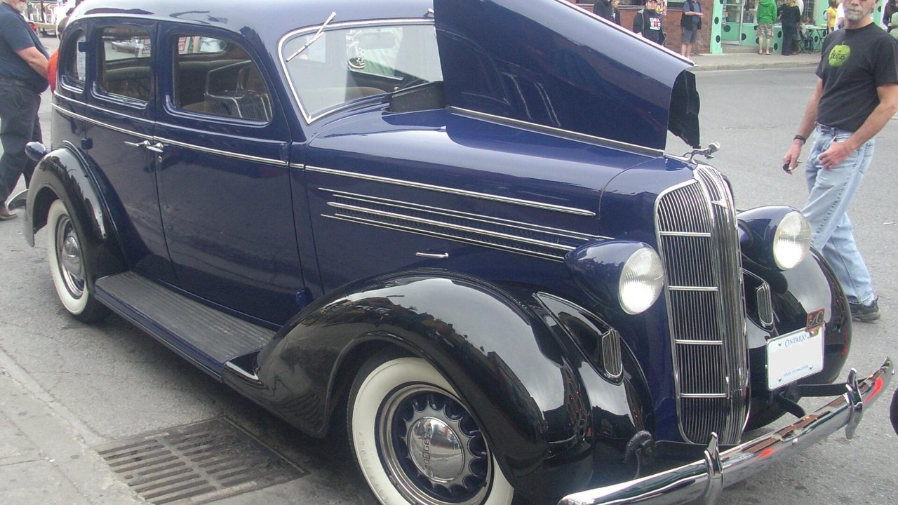 A 1936 Dodge D2 sedan