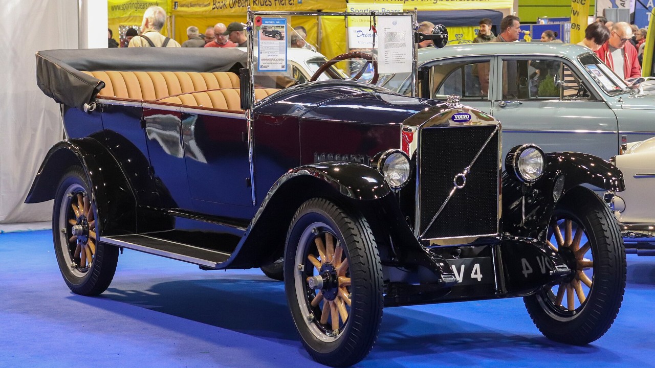 A 1928 Volvo ÖV4