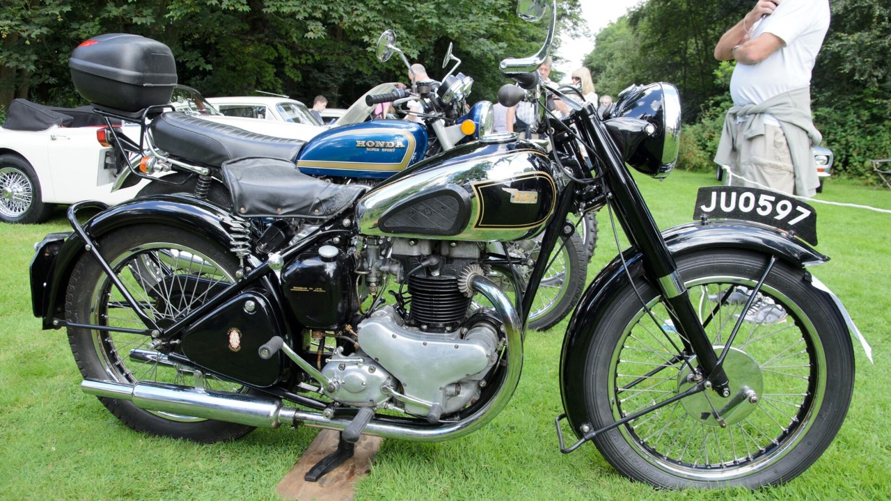 A 1947 BSA A7