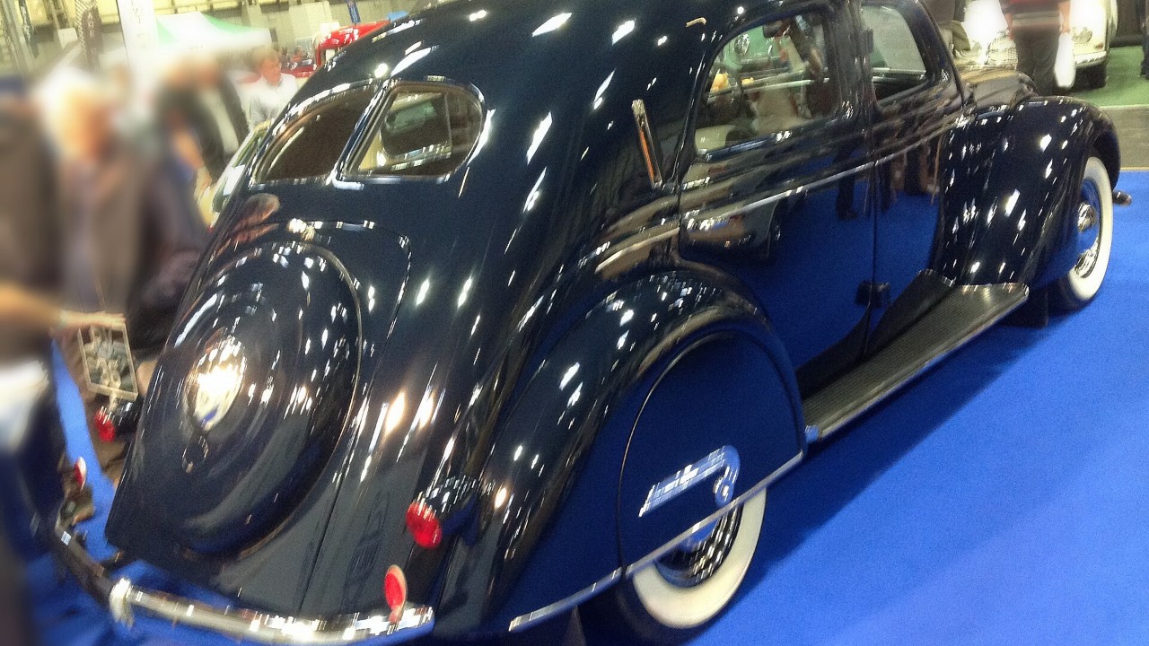 A 1935–1938 Volvo PV36 Carioca