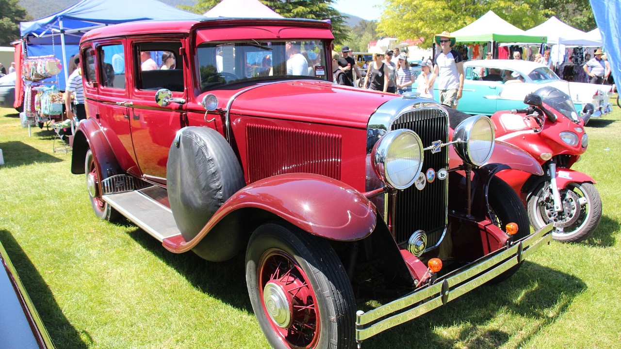 A 1931 Buick Series 60 sedan