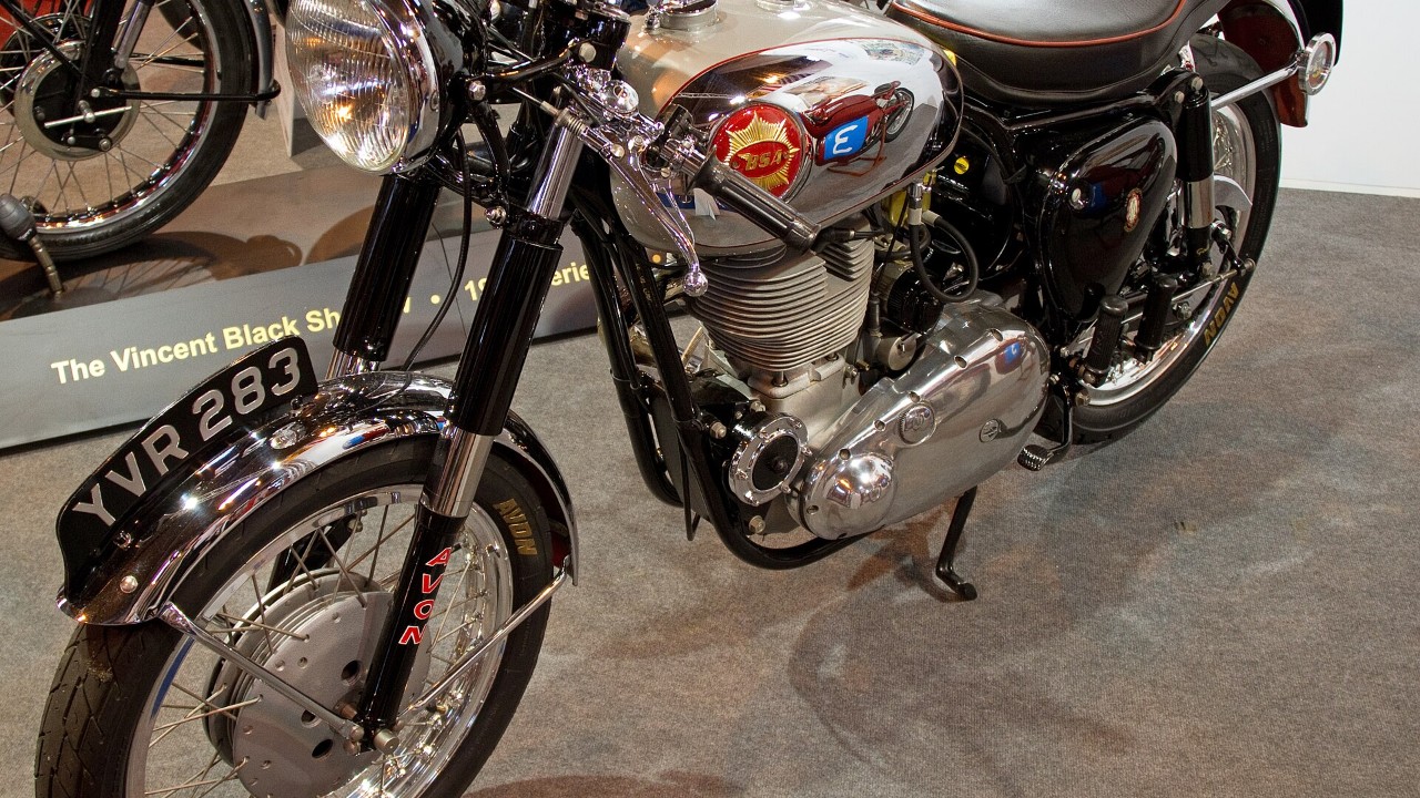 A BSA Gold Star 500 Clubmans