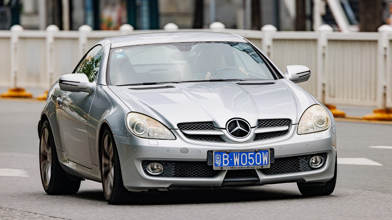 A Mercedes-Benz SLK (R171)