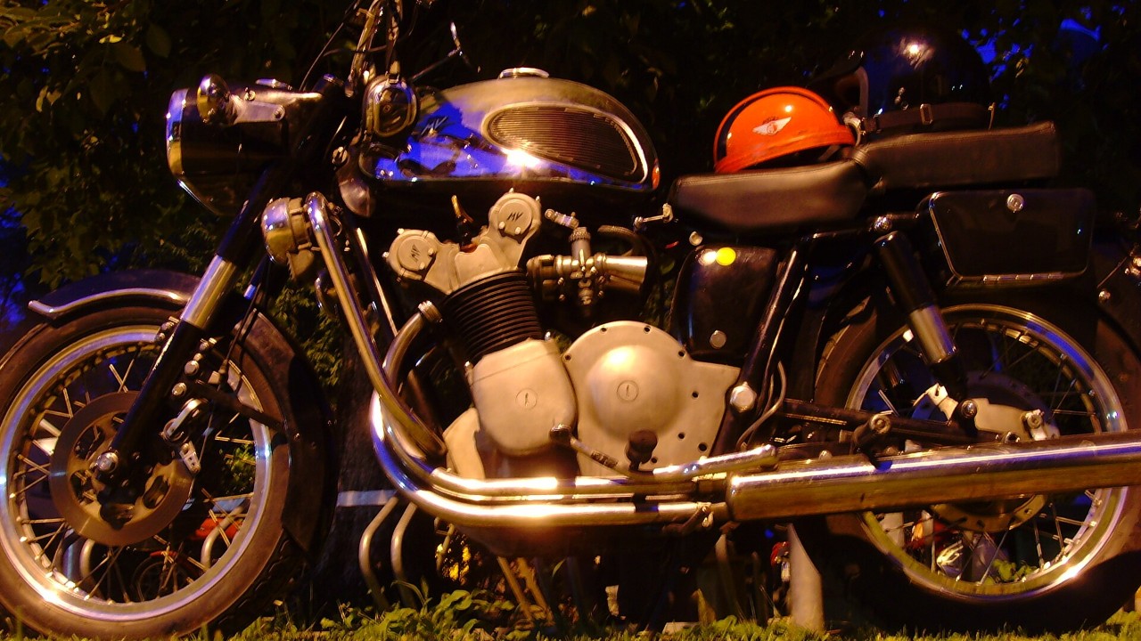 MV Agusta’s 600 Four had shaft drive and twin front discs, and only about 127 were built