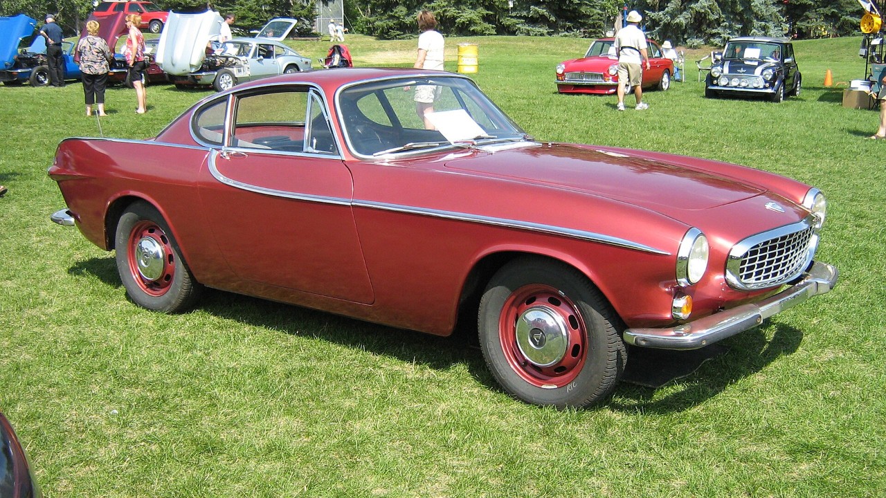 A red 1966 Volvo P1800, the model of the Irv Gordon Volvo