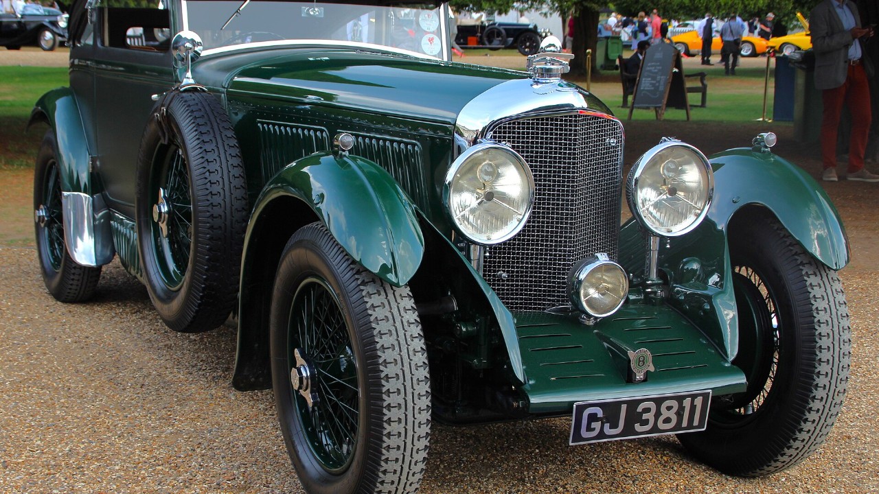 A green 1930 Bentley Speed Six, the model behind the Blue Train Bentley story