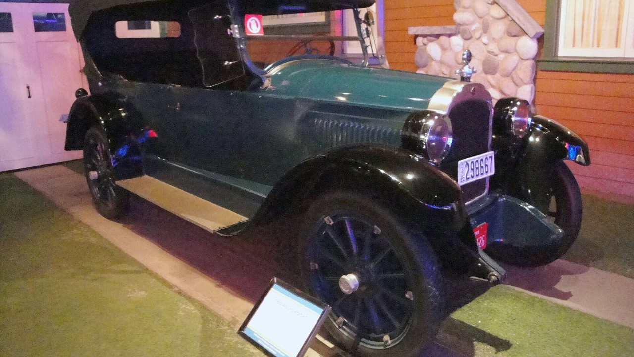 7 cars that ran Charles Knight’s sleeve-valve engine instead of poppet valves
