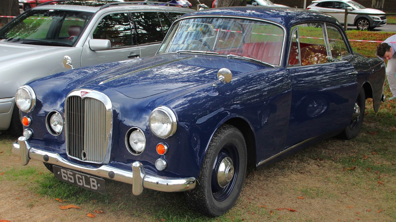A 1963 Alvis TD21