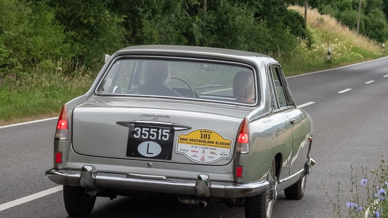 16 classic cars worth remembering