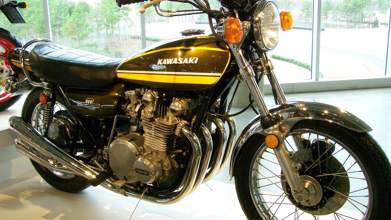 A 1974 Kawasaki 900 Z1