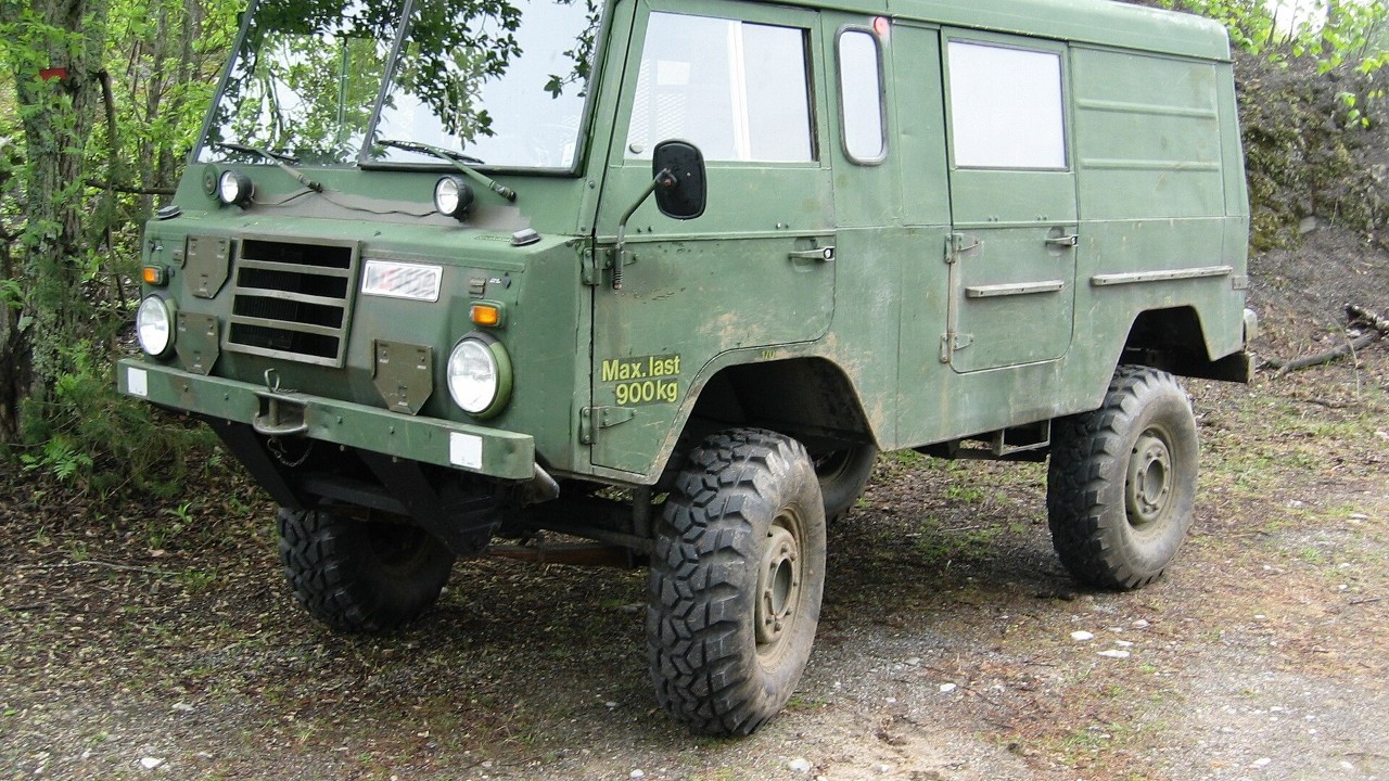 A Volvo C303