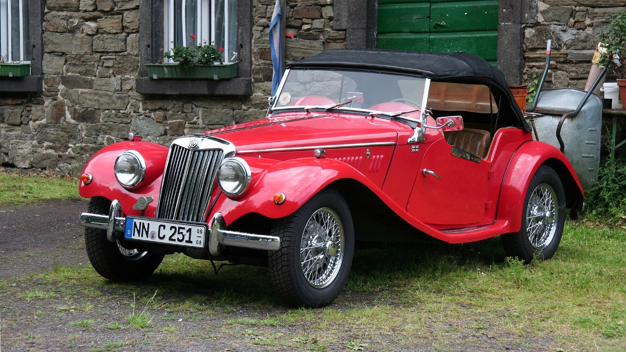 A 1954 MG TF 1500