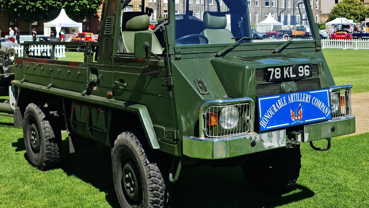 A Steyr-Puch Pinzgauer