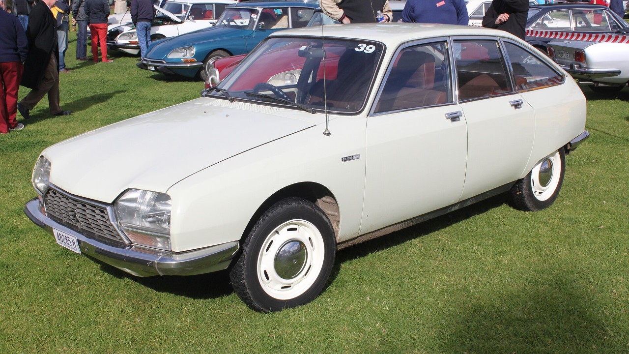 A 1974 Citroën GS 1220 Club
