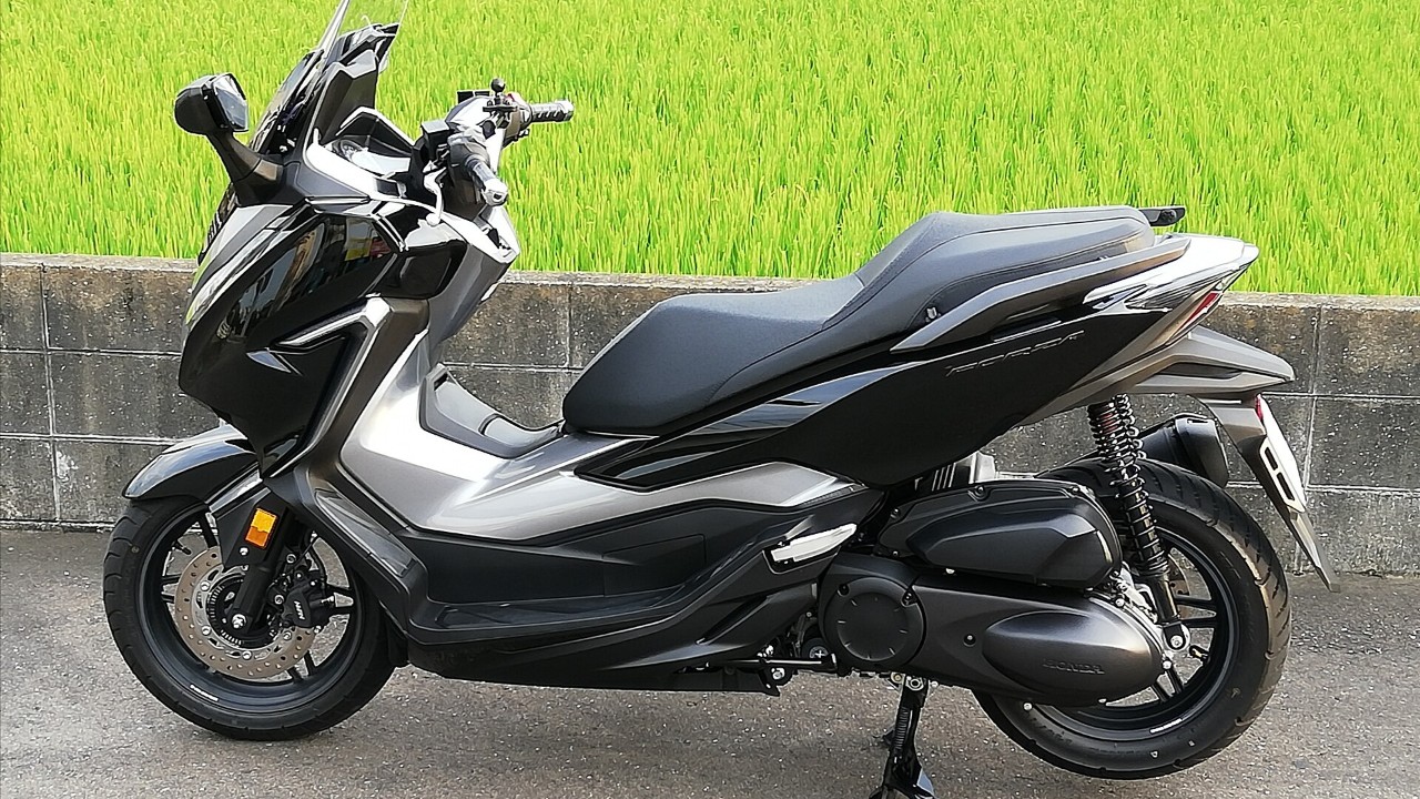 A Honda Forza