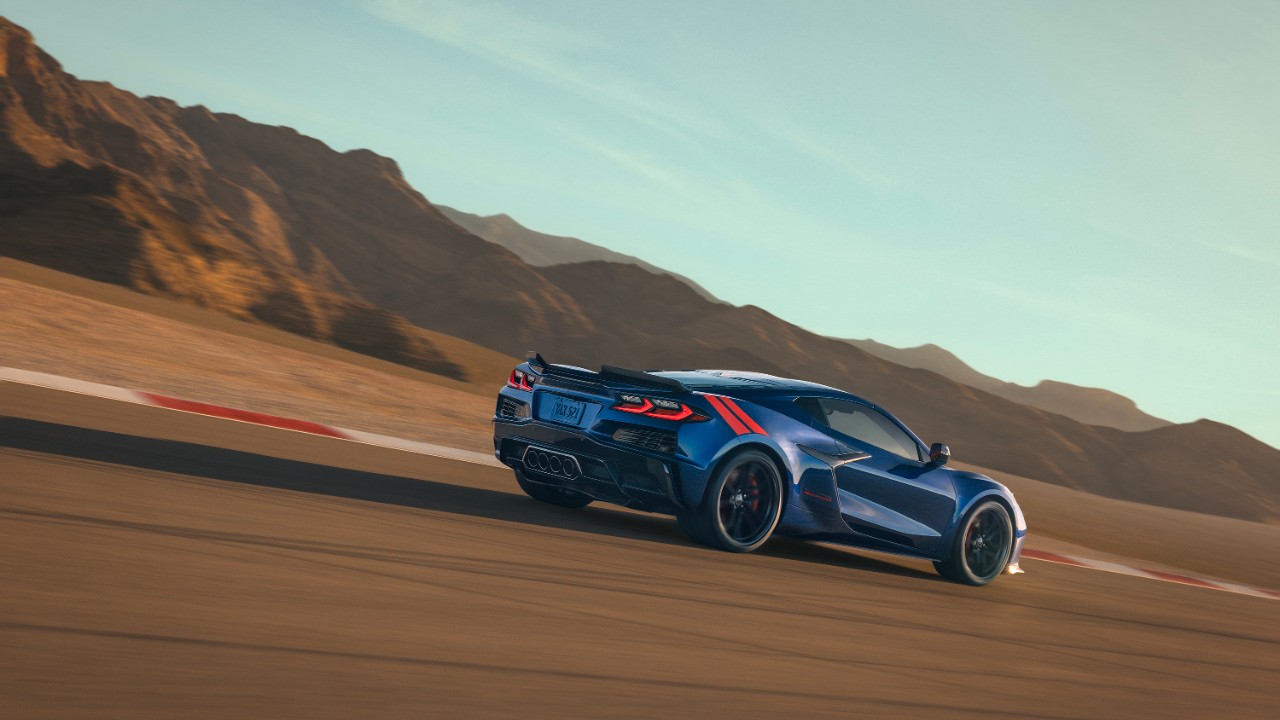 Top Gear named the 2027 Corvette’s 535-hp LS6 its US Engine of the Year and the ZR1X its Supercar of the Year