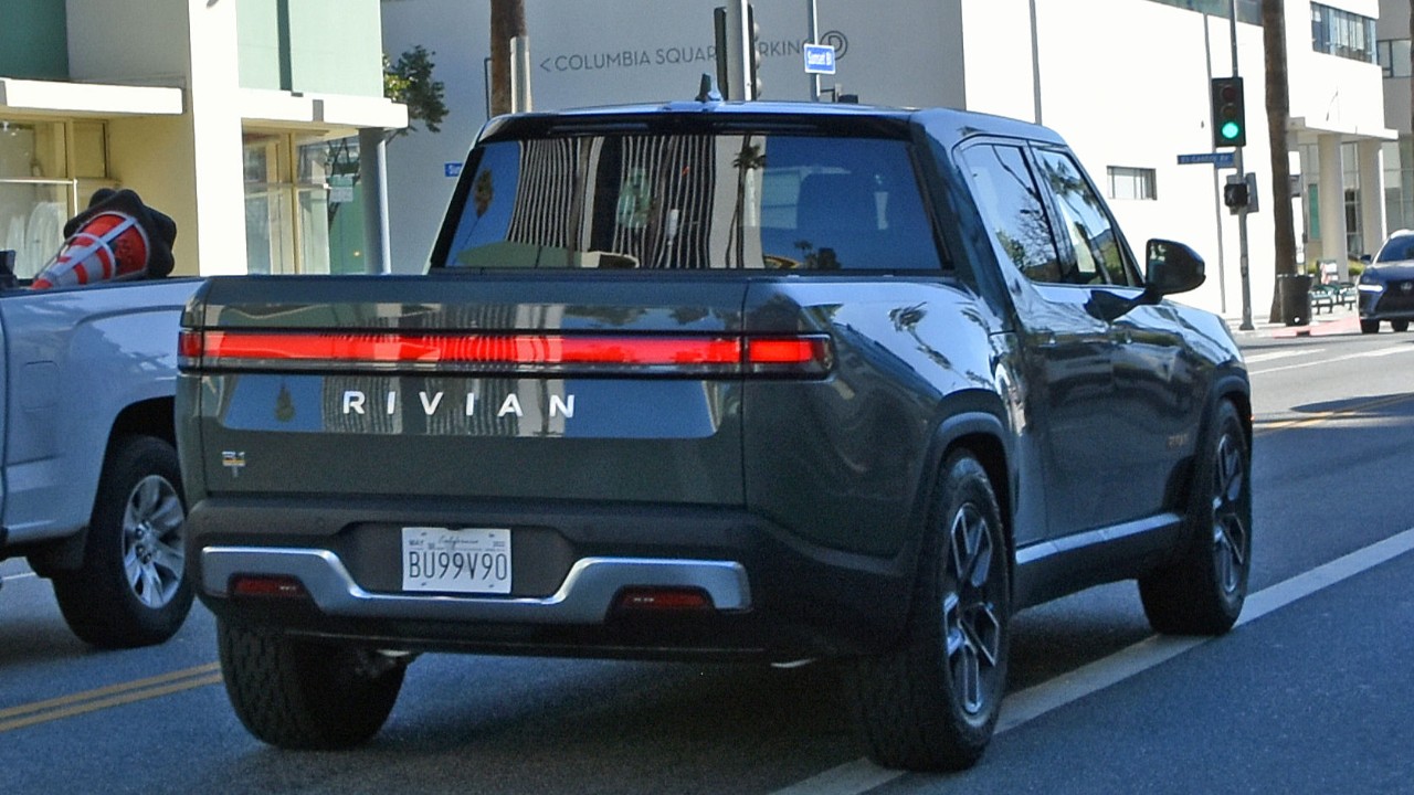 Rivian recalls 98,828 R1T, R1S and R2 models because an on-screen notification can hide the backup camera
