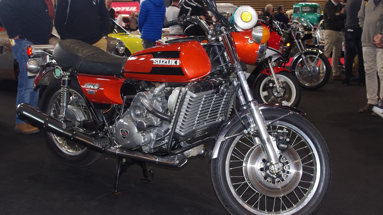 A Suzuki RE5 rotary motorcycle