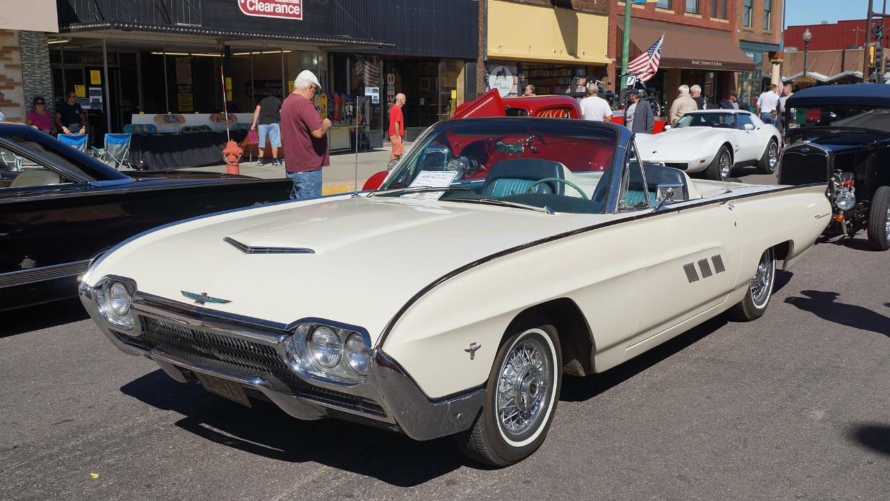 A white 1963 Ford Thunderbird Sports Roadster