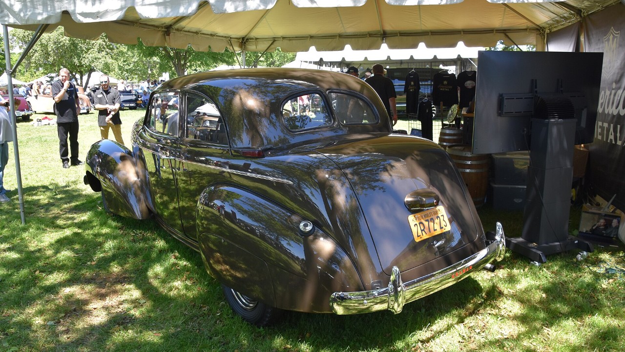 A 1939 Graham Sharknose, the 1938 design