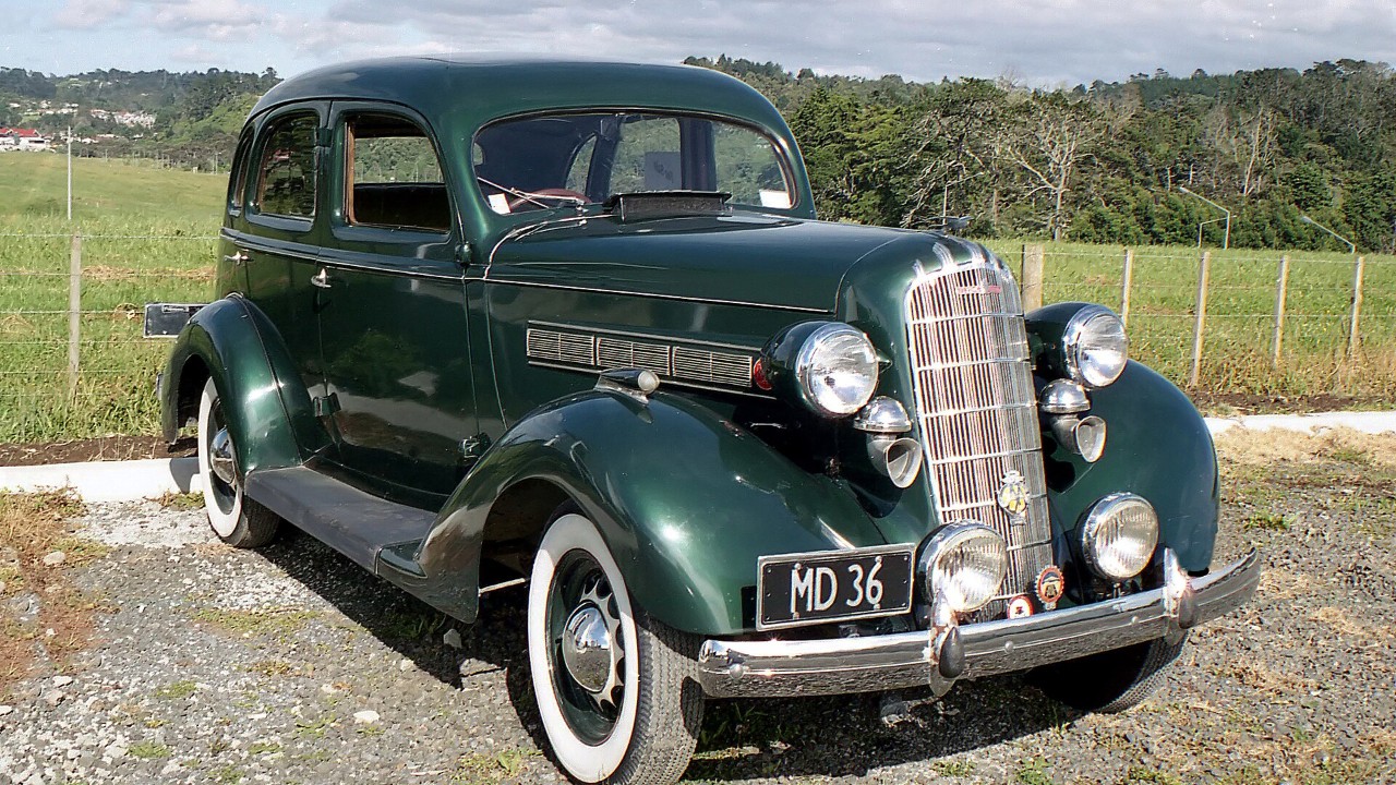 A Reo Flying Cloud