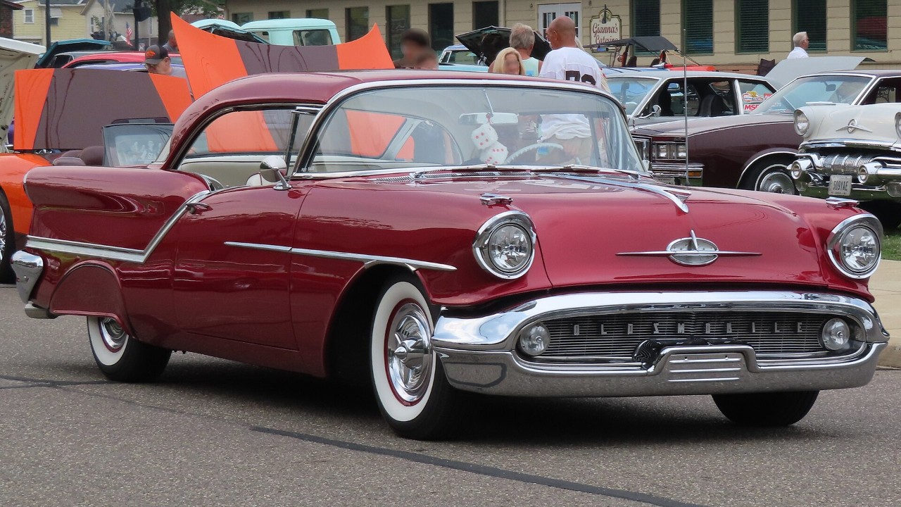 A 1957 Oldsmobile Golden Rocket 88, a model that could be ordered with the Oldsmobile J-2 option