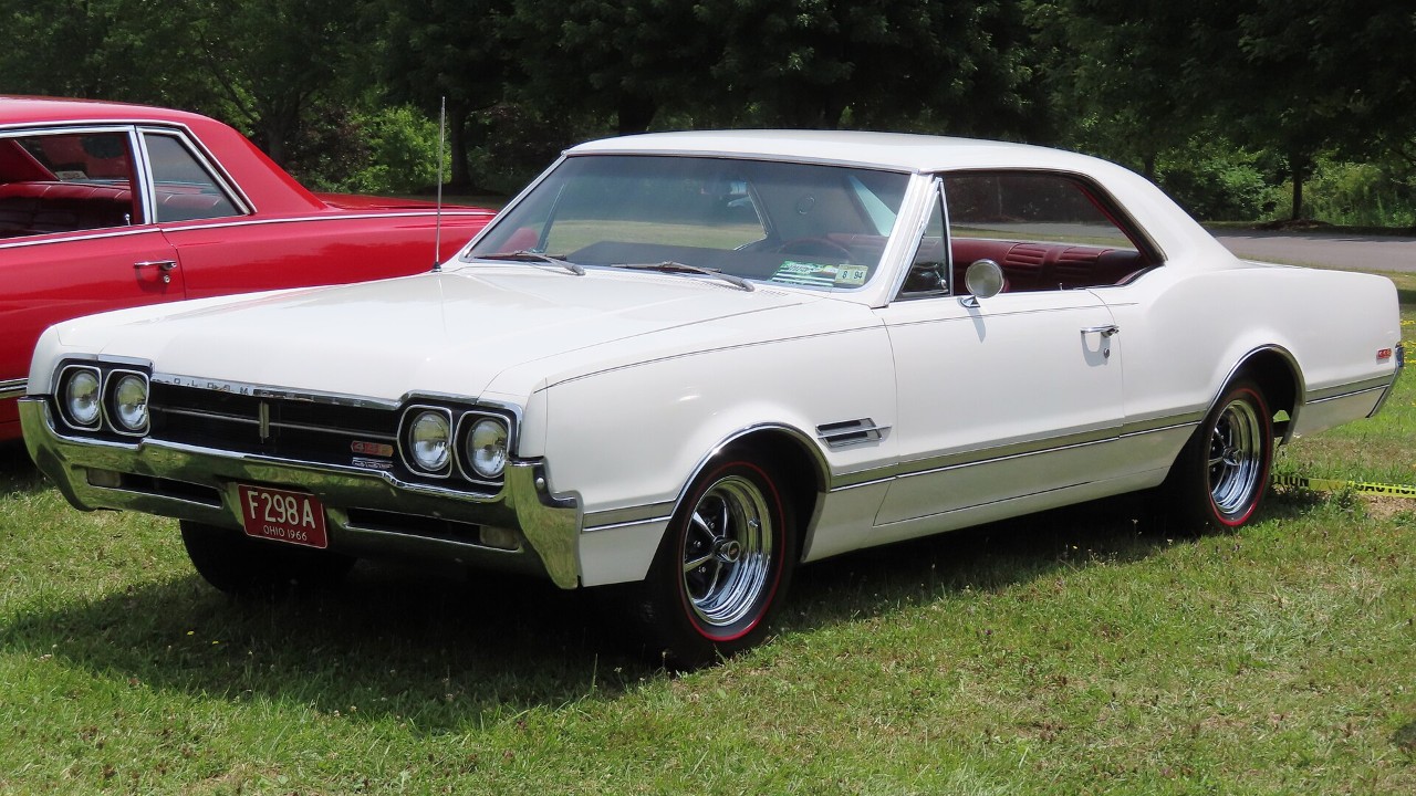 A 1966 Oldsmobile 4-4-2, the first-year car behind the 1966 442 W-30