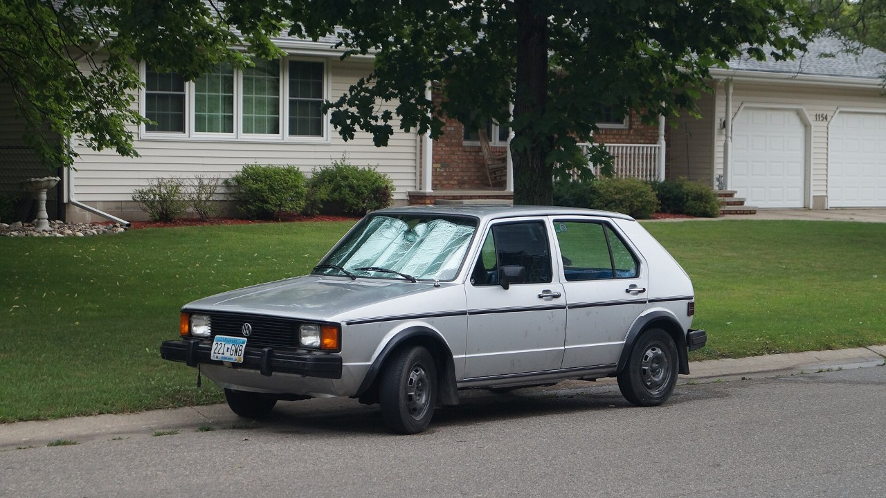 A Volkswagen Rabbit L Diesel