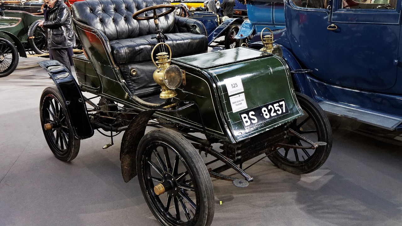 A 1904 Pierce Motorette, the first of these Pierce-Arrow models