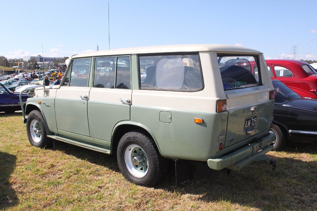 1971 Toyota Land Cruiser FJ55 wagon