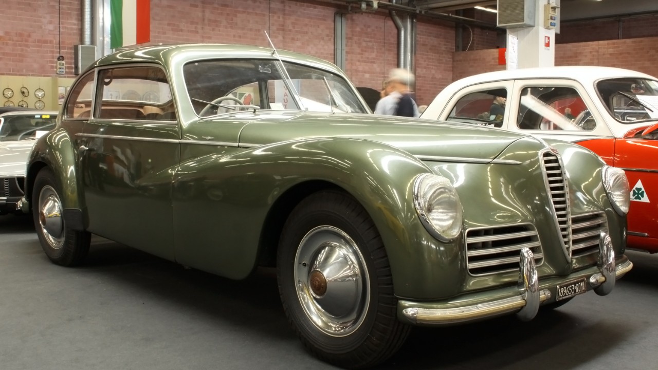 An Alfa Romeo 6C 2500 Freccia d'Oro
