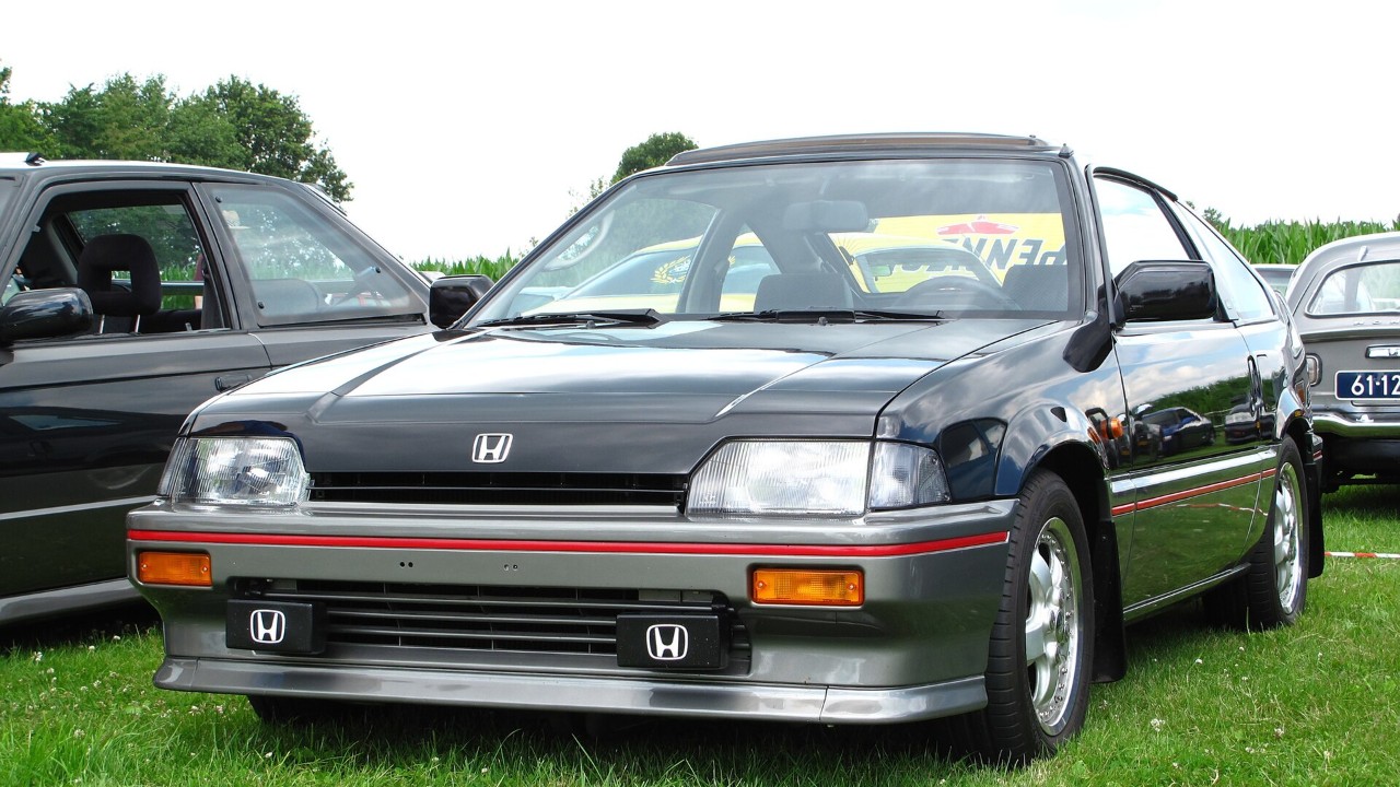A 1986 Honda CRX of the first generation
