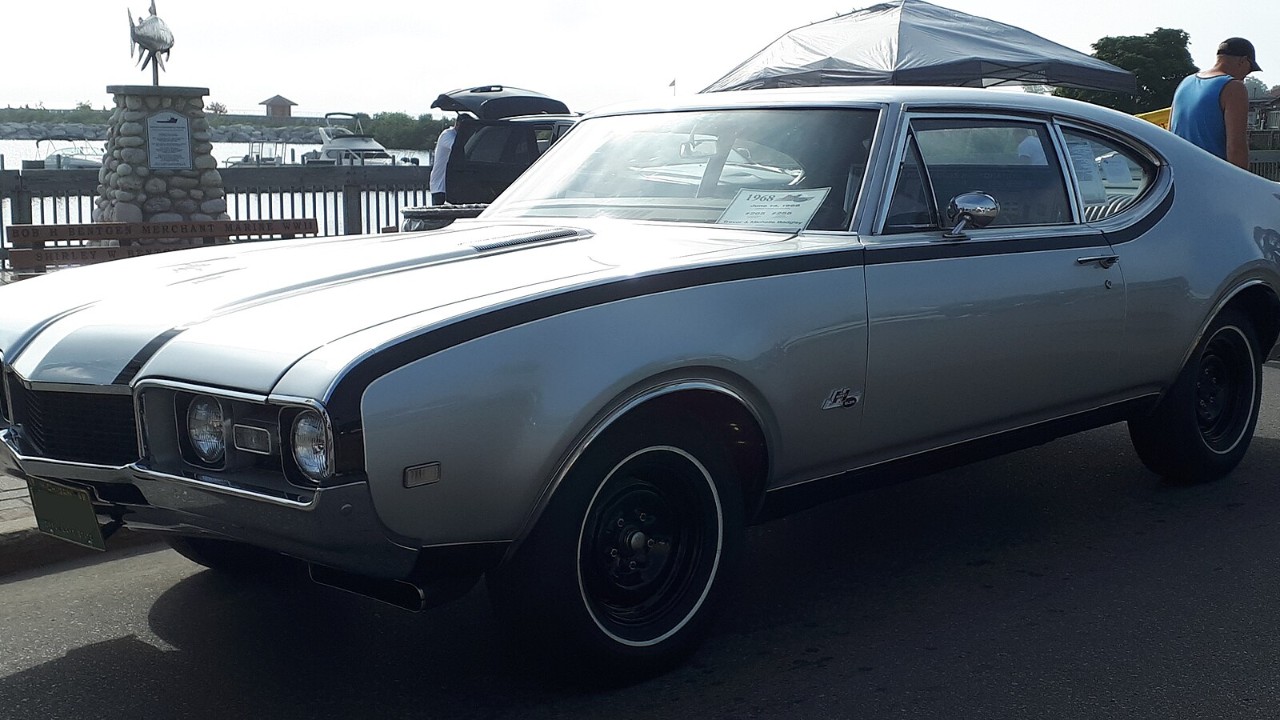 7 cars Hurst built with Detroit, from the Hemi Dart to the Grand Prix SSJ
