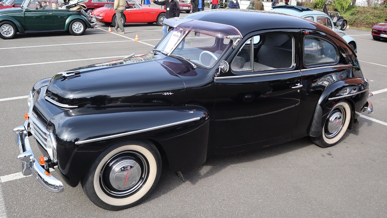 A 1953 Volvo PV444, the first Swedish car on this list