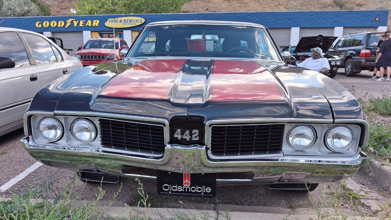 The front of a 1969 Oldsmobile 4-4-2 W-30, where the Force-Air scoops sit below the bumper