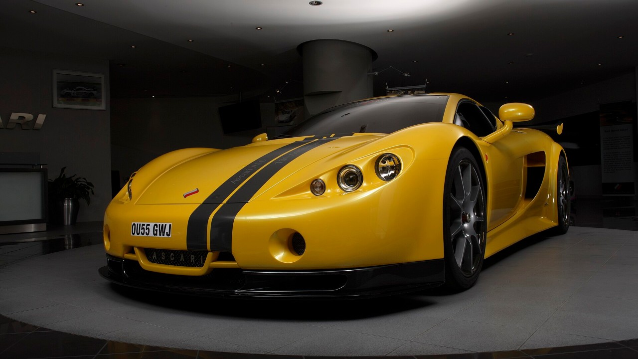 An Ascari A10