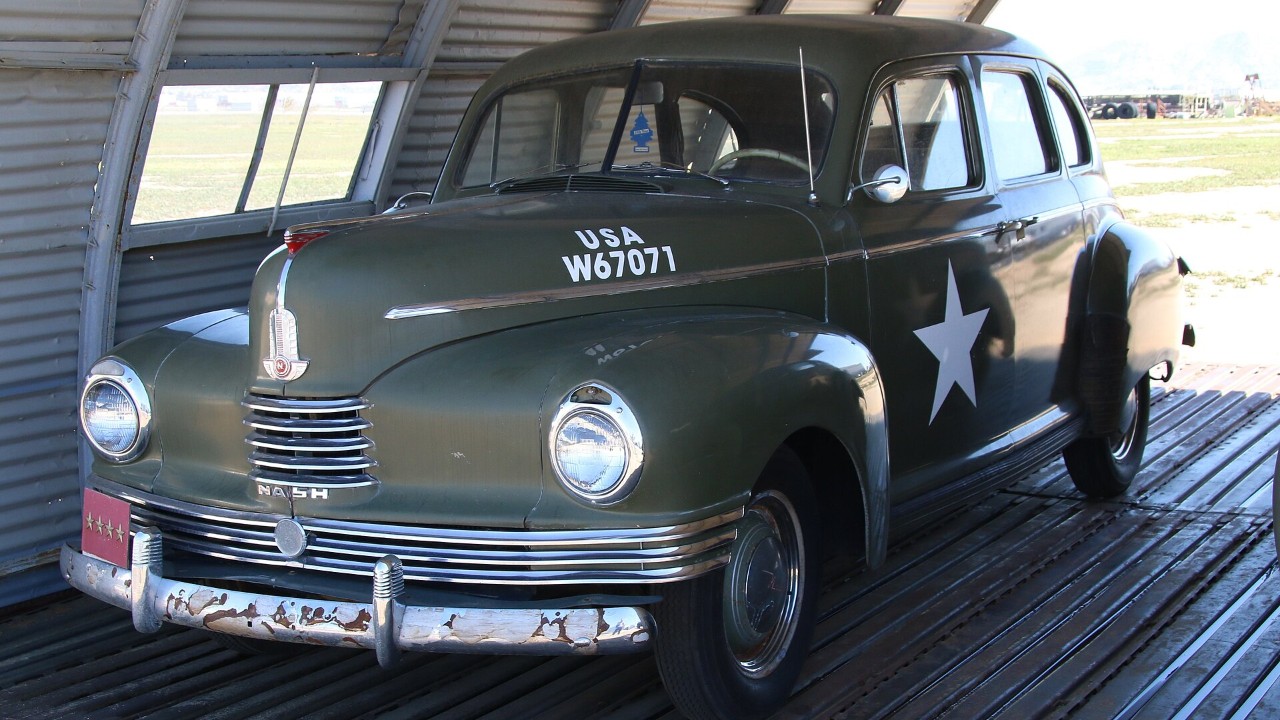 A 1942 Nash 600 used as a wartime staff car
