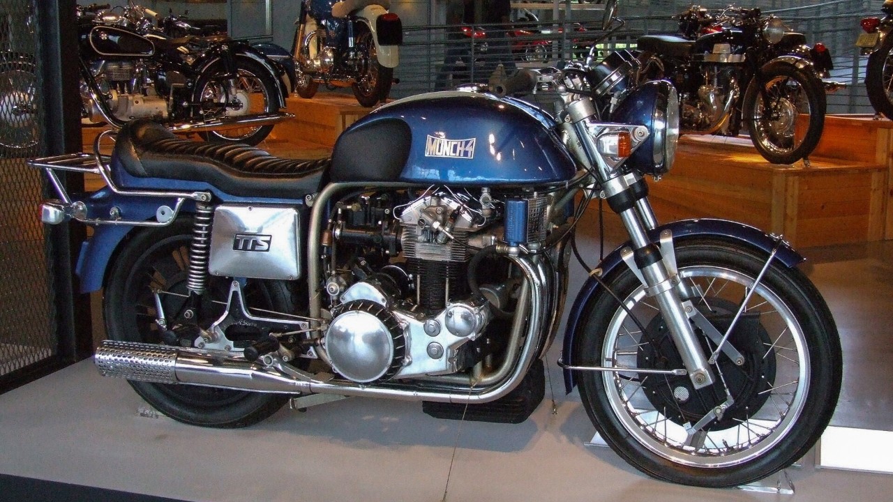 Friedl Münch hand-built fewer than 500 Mammut motorcycles around a four-cylinder engine from an NSU car