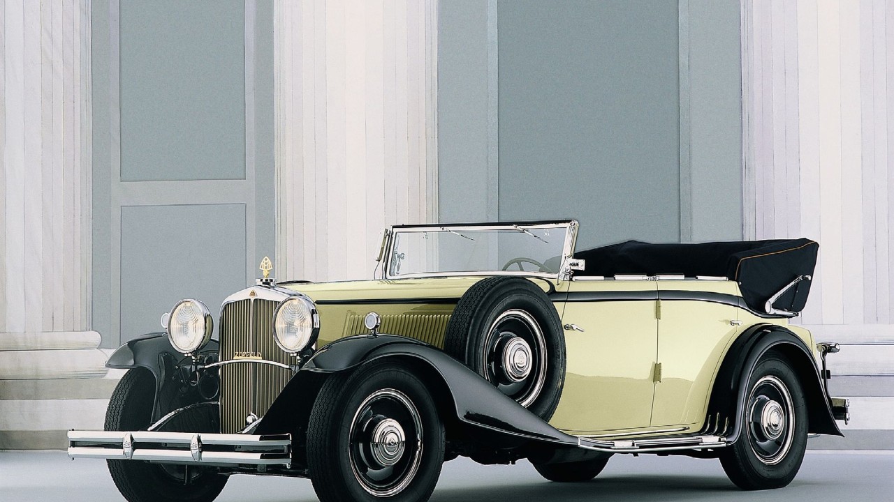 A Maybach Zeppelin DS 8 cabriolet