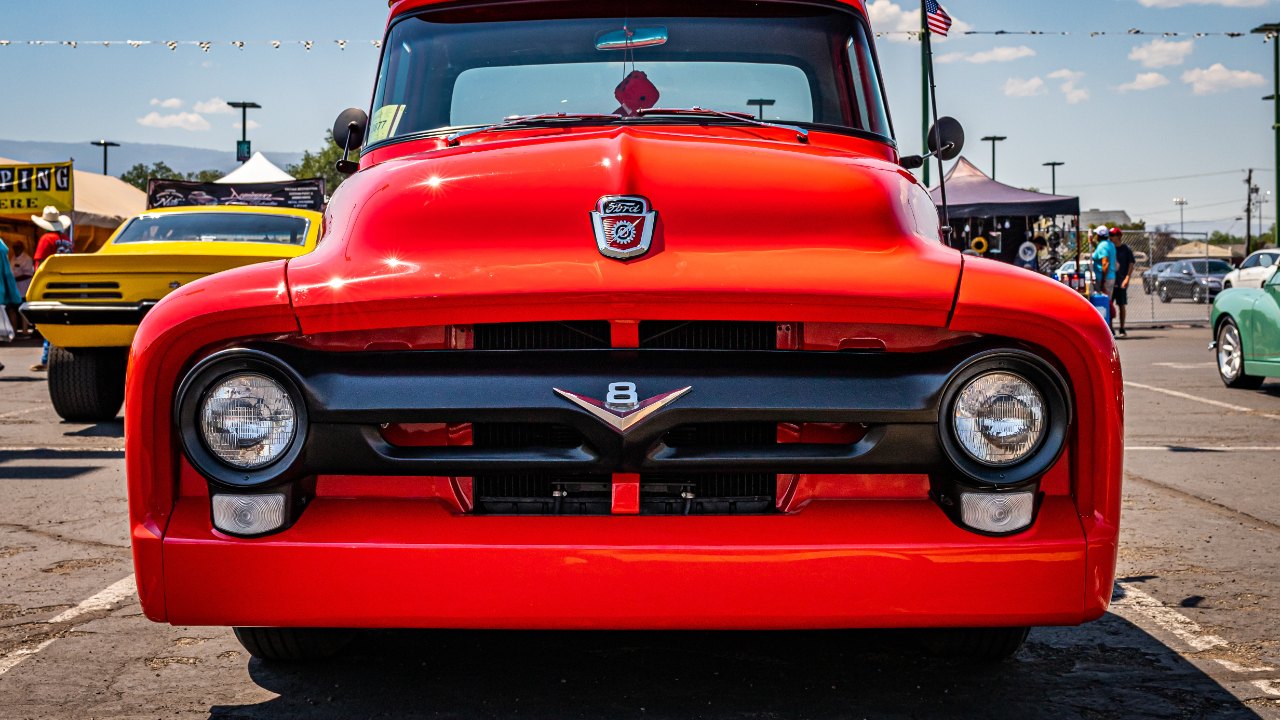 20 classic American pickups built between 1946 and 1979
