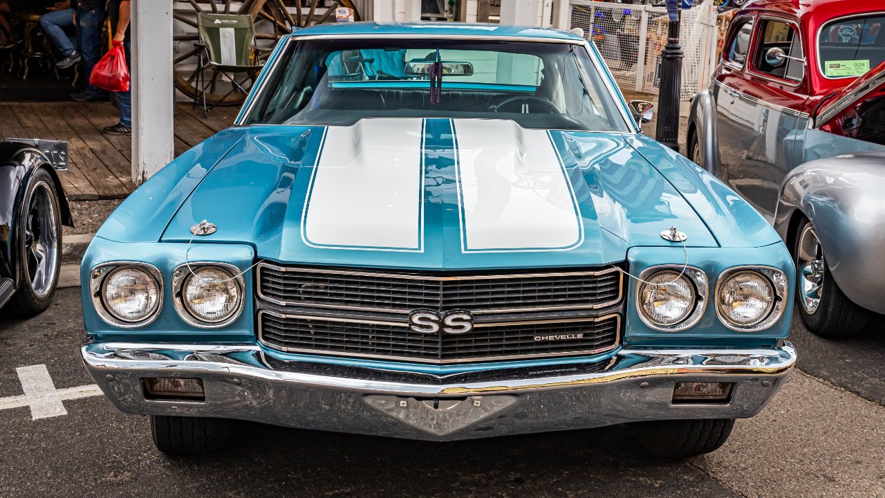 20 factory muscle cars of 1963–1970, from the Galaxie R-Code to the Chevelle SS 454